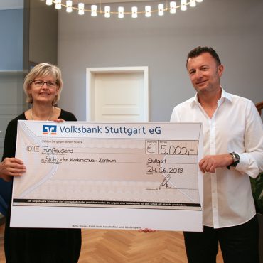 thumbnail LC spendet an Kinderschutz-Zentrum